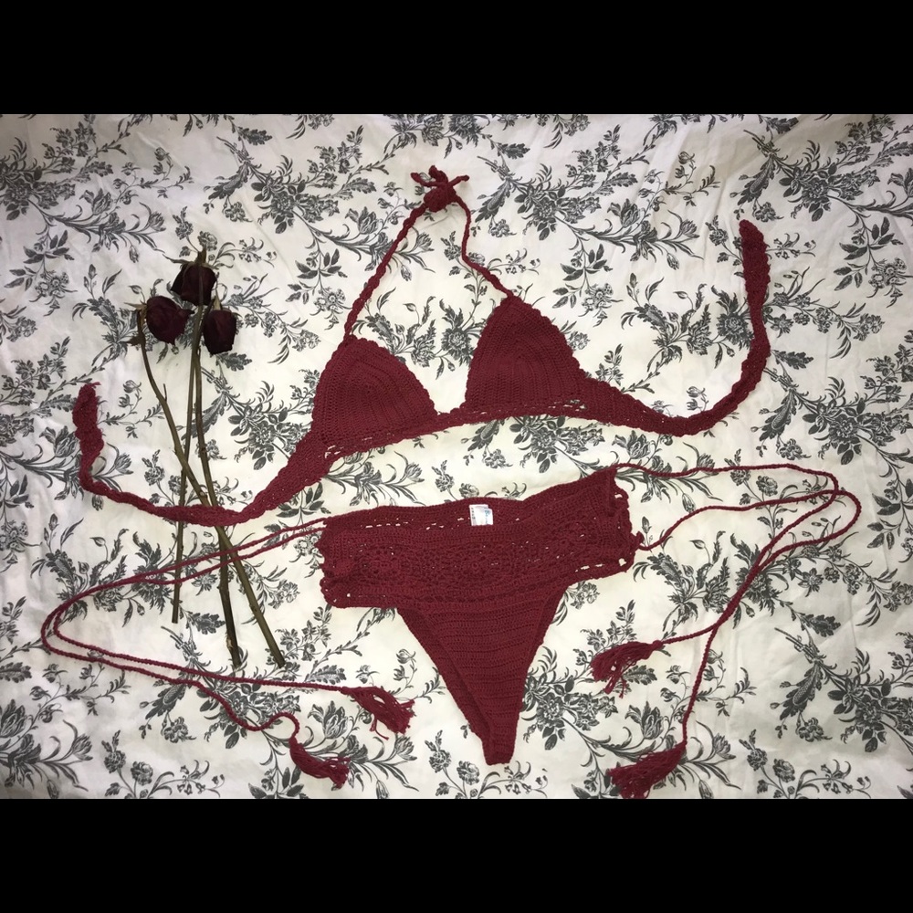 Red Andi Bagus Crocheted Bikini 🐙